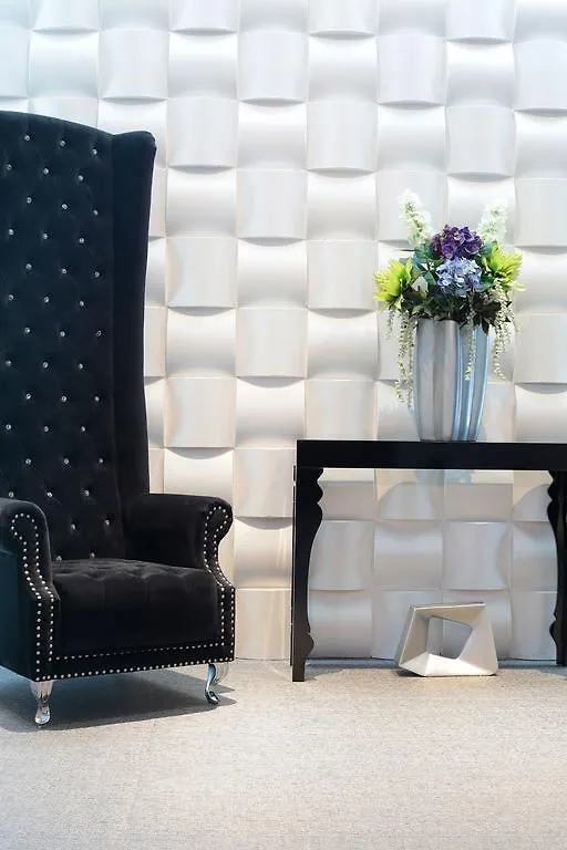 Hotel Amra Barcelona Gran Via 2*,