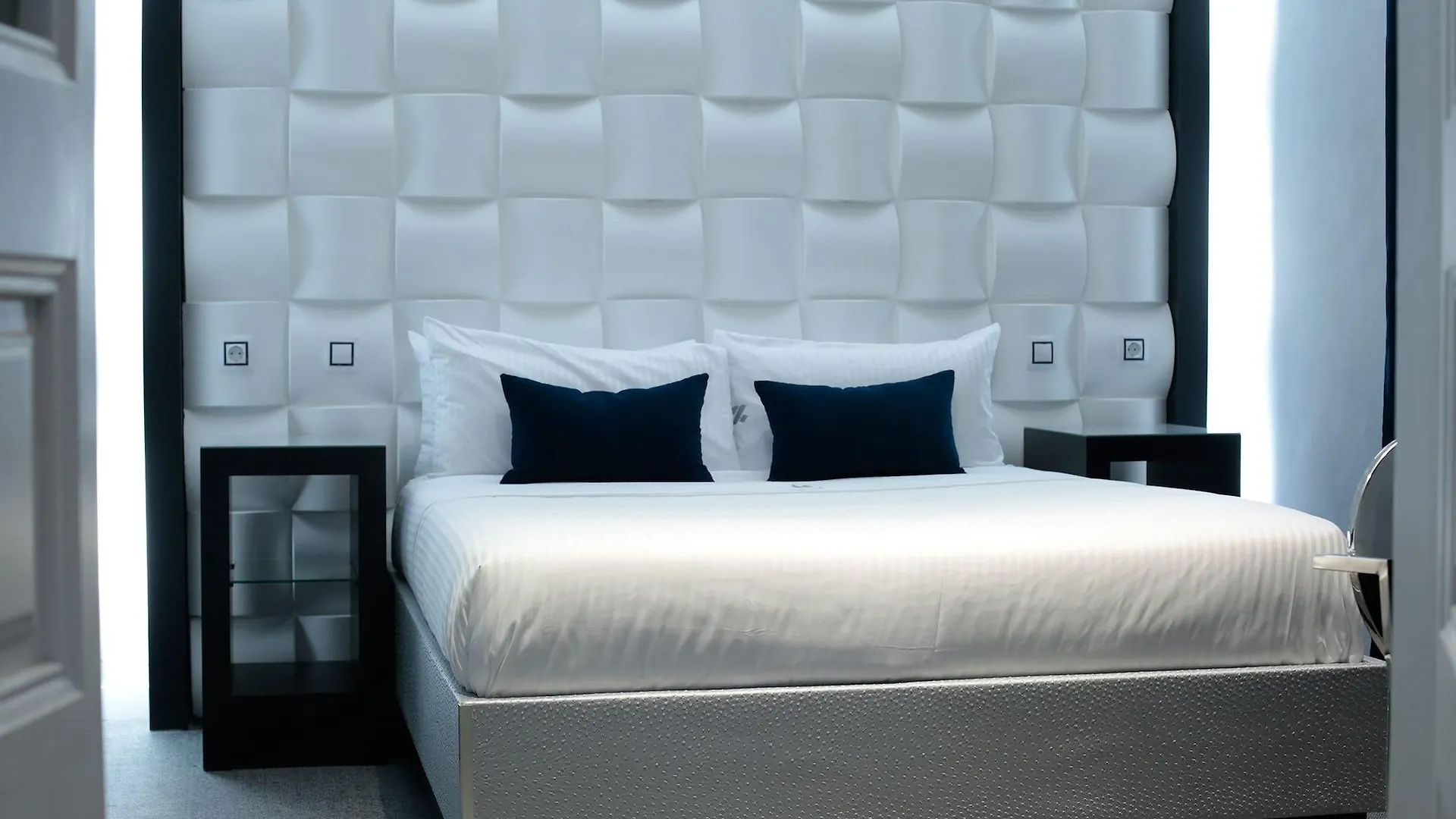 Amra Barcelona Gran Via Guest House