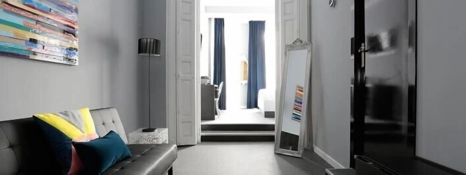 Amra Barcelona Gran Via Guest House