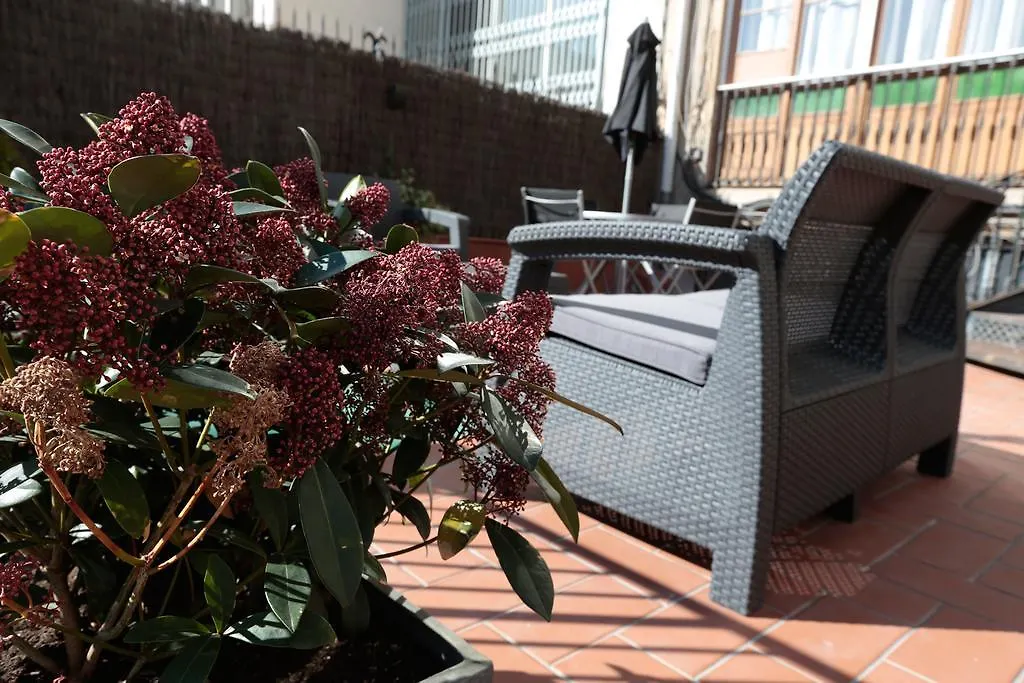 Amra Barcelona Gran Via Guest House