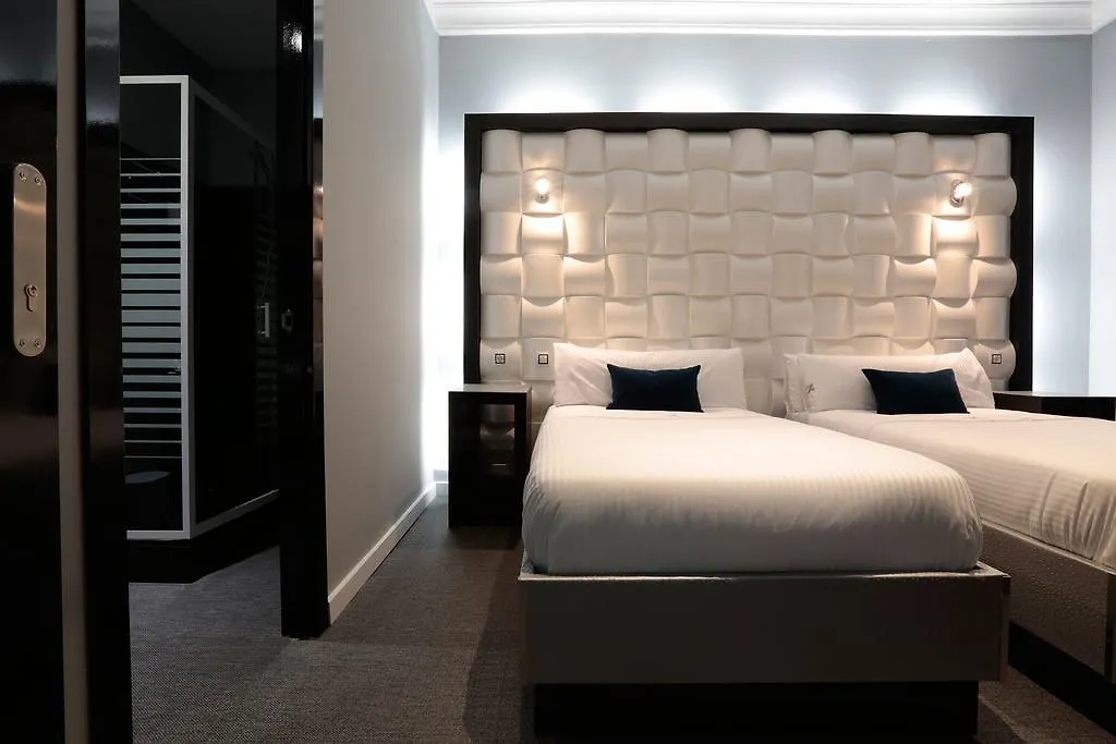 Amra Barcelona Gran Via Guest House