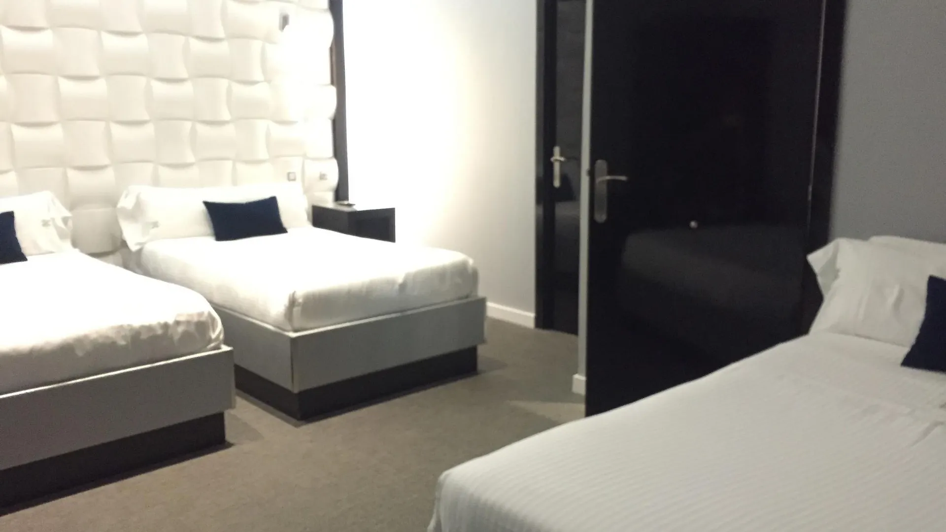 Amra Barcelona Gran Via Otel