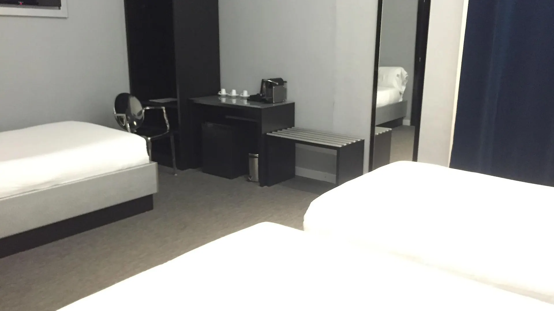 Amra Barcelona Gran Via Otel Konukevi
