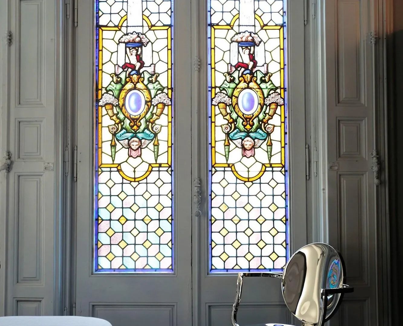 Konukevi Amra Barcelona Gran Via Otel