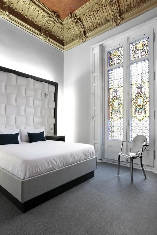 Amra Barcelona Gran Via Otel 2*,