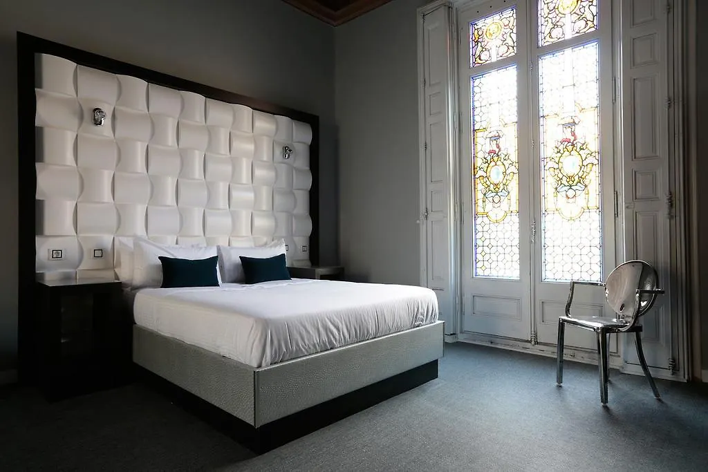 Amra Barcelona Gran Via Otel Konukevi