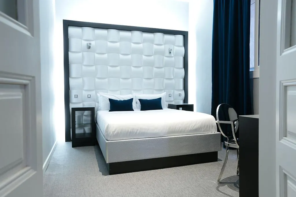 Amra Barcelona Gran Via Otel Konukevi